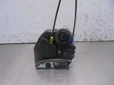 Peça sobressalente para automóvel em segunda mão fechadura da porta traseira esquerda por toyota auris (e18) toyota auris referências oem iam   