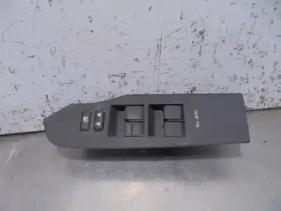 Second-hand car spare part LEFT FRONT POWER WINDOW SWITCH for TOYOTA AURIS (E18)  OEM IAM references 8404002120  