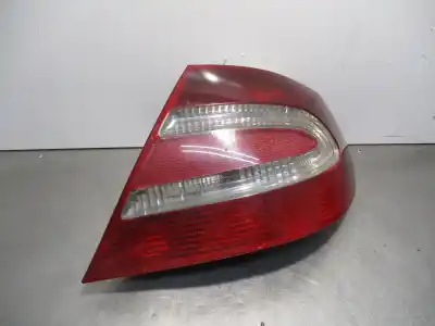 İkinci el araba yedek parçası SAG KUYRUK LAMBASI için CLASE C CLASE CLK  OEM IAM referansları A2098200264  