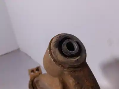 Pezzo di ricambio per auto di seconda mano braccio sospensione inferiore anteriore destro per opel vectra c (z02) 2.0 dti 16v (f69) riferimenti oem iam   