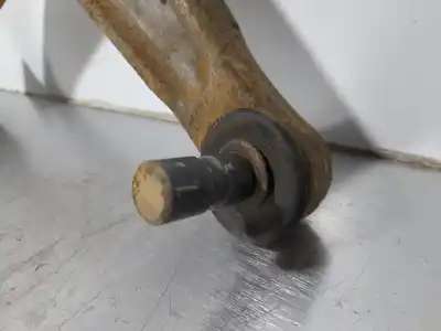 Pezzo di ricambio per auto di seconda mano braccio sospensione inferiore anteriore destro per opel vectra c (z02) 2.0 dti 16v (f69) riferimenti oem iam   