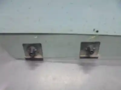 Peça sobressalente para automóvel em segunda mão vidro traseiro direito por renault captur ii 1.0 tce referências oem iam   