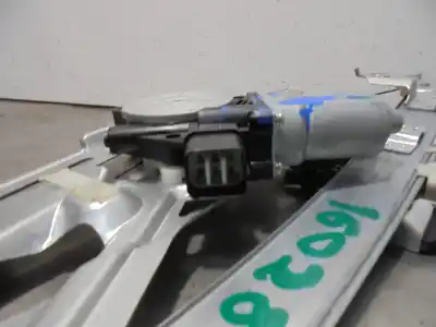 Second-hand car spare part passenger side right window regulator for honda civic berlina 3 puertas (fn) k20z4 oem iam references   
