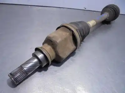 Second-hand car spare part front left transmission for renault clio iii style oem iam references 8200499585  