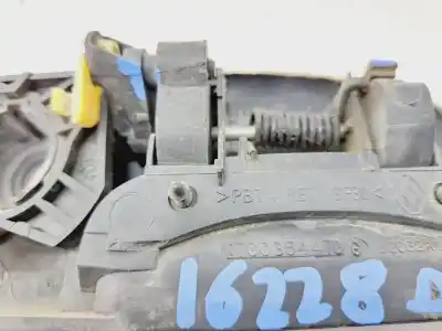 Автозапчастина б/у ліва передня зовнішня ручка для renault kangoo (f/kc0) confort expression посилання на oem iam 7700354478g  