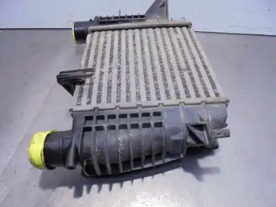 Peça sobressalente para automóvel em segunda mão intercooler por renault clio iii style referências oem iam 8200471885  