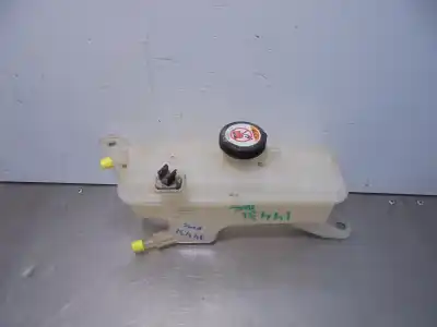 Second-hand car spare part Coolant Expansion Tank for TOYOTA RAV4 (A4) 2AR OEM IAM references 1647028113  