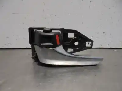 Second-hand car spare part interior left rear handle for toyota rav4 (a4) 2ar oem iam references 