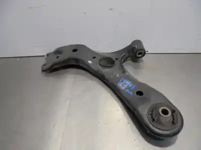 Peça sobressalente para automóvel em segunda mão braço de suspensão inferior esquerdo dianteiro por toyota auris (e18) toyota auris referências oem iam   
