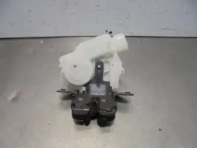 Second-hand car spare part trunk lock for toyota auris (e18) toyota auris oem iam references   