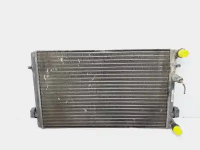 Pezzo di ricambio per auto di seconda mano Radiatore D Acqua per SEAT LEON (1M1) 1M1 Riferimenti OEM IAM 1JO121253N  