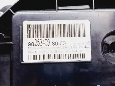 Peça sobressalente para automóvel em segunda mão quadrante por peugeot 3008 active referências oem iam 9825340980  