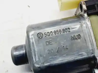 Автозапчастина б/у двигатель заднього правого скла для audi a3 (8v1) crk посилання на oem iam 0130822712  