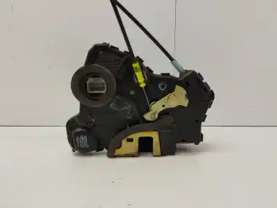 Second-hand car spare part left front door lock for toyota corolla (e12) 1cdftv oem iam references   