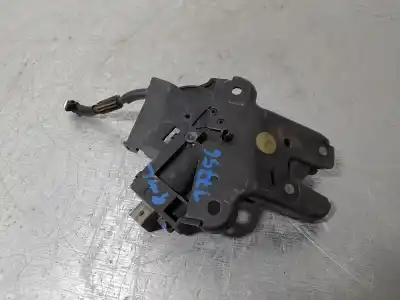 Автозапчасти б/у замок багажника/ворот за audi a4 b7 (8ec) 2.0 tdi 16v ссылки oem iam 4f5827505  