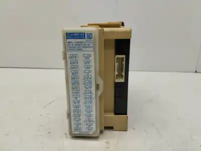 Second-hand car spare part fuse box unit for toyota auris (e18) toyota auris oem iam references 8922102480  