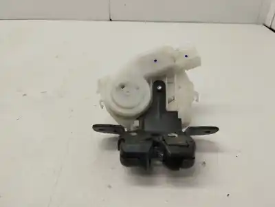 Peça sobressalente para automóvel em segunda mão fechadura do mala por toyota auris (e18) toyota auris referências oem iam 