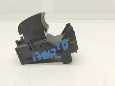 Peça sobressalente para automóvel em segunda mão botão / interruptor elevador vidro traseiro direito por toyota chr híbrido 90kw referências oem iam 193170