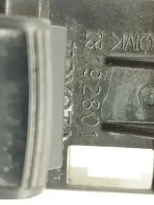 Second-hand car spare part right front power window switch for toyota auris (e18) toyota auris oem iam references 192801  