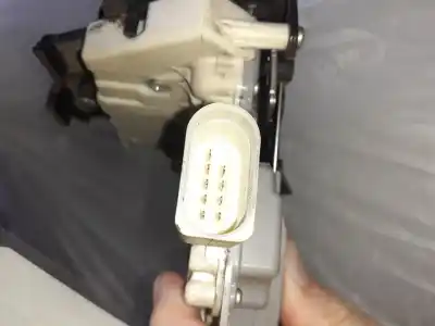 Peça sobressalente para automóvel em segunda mão fechadura da porta dianteira esquerda por audi a3 (8p1) 2.0 tdi 16v referências oem iam 4f1877015  