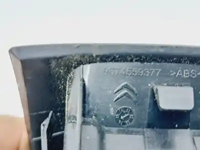 Peça sobressalente para automóvel em segunda mão botão / interruptor elevador vidro traseiro direito por citroen celysée exclusive referências oem iam 9674559377  