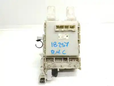 Автозапчасти б/у блок реле/предохранителей за toyota rav4 (a3) 2ad ссылки oem iam 