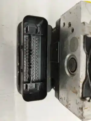 Peça sobressalente para automóvel em segunda mão abs por ford focus iii sedán 1.6 tdci referências oem iam bv612c405al  