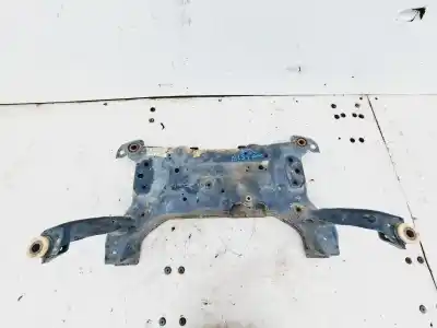 Peça sobressalente para automóvel em segunda mão charrió / suporte de eixo dianteiro por ford focus iii sedán 1.6 tdci referências oem iam 