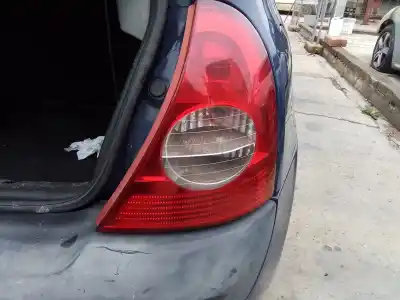 Автозапчасти б/у правый задний фонарь за renault clio ii fase ii (b/cb0) clio ссылки oem iam 8200071414  