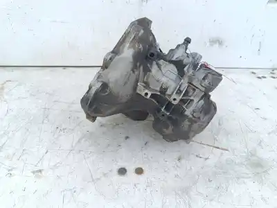 Second-hand car spare part gearbox for opel corsa c (x01) 1.2 twinport (f08, f68) oem iam references b26443f13c394  