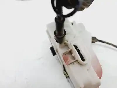 Second-hand car spare part front right door lock for citroen c2 x oem iam references 52187790  