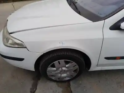 Tweedehands auto-onderdeel linker voor spatbord voor renault laguna ii bg0 authentique oem iam-referenties 8200295803