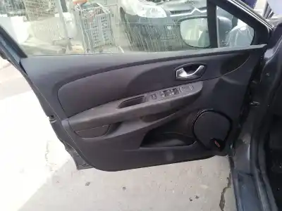 Peça sobressalente para automóvel em segunda mão forra / revestimento da porta dianteira esquerda por renault clio iv zen referências oem iam 809002109r