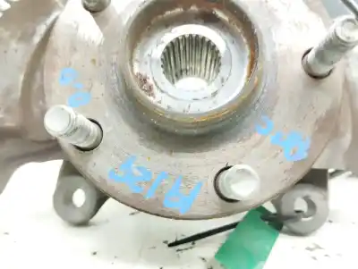 Second-hand car spare part front right knuckle for toyota auris luna oem iam references   