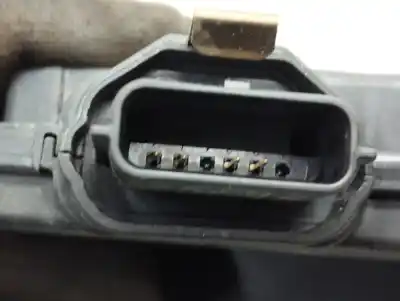 Peça sobressalente para automóvel em segunda mão fechadura da porta traseira direita por renault clio iv zen referências oem iam 825002104r