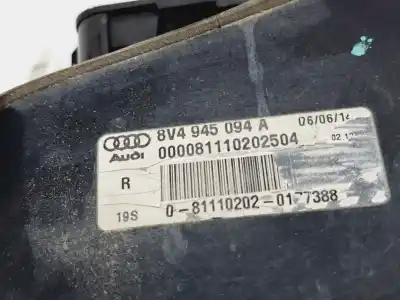 Автозапчастина б/у правий ліхтар в дверях для audi a3 (8v1) crk посилання на oem iam 8v4945094a  