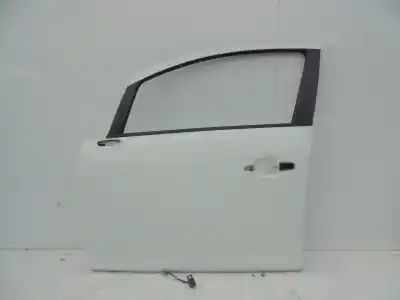 Recambio de automóvil de segunda mano de PUERTA DELANTERA IZQUIERDA para OPEL CORSA D (S07)  referencias OEM IAM   