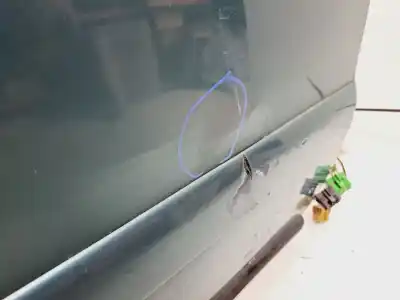 Pezzo di ricambio per auto di seconda mano porta anteriore destra per audi a4 avant (b5) 2.4 riferimenti oem iam   