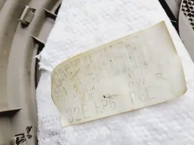 Автозапчастина б/у обкітка задніх лівіх дверей для mitsubishi outlander (cw0) 2.0 di-d intense plus посилання на oem iam 7222a389ya  