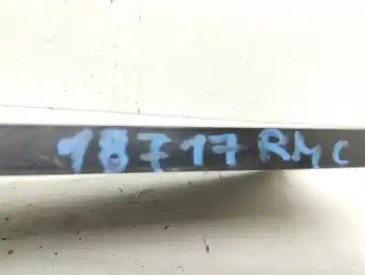 Peça sobressalente para automóvel em segunda mão condensador / radiador de ar condicionado por bmw serie 3 berlina (e46) d/204d4 referências oem iam 837764804  