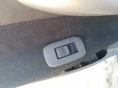 Peça sobressalente para automóvel em segunda mão botão / interruptor elevador vidro traseiro esquerdo por toyota auris luna referências oem iam 