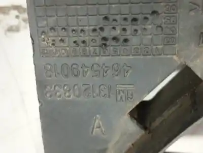 Peça sobressalente para automóvel em segunda mão grelha de pára choques central por opel combo corsa c referências oem iam gm13120833  