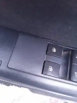 Автозапчастина б/у передні вікний вмикач для OPEL ASTRA H 1.7 TD GTC Посилання на OEM IAM 13228706  