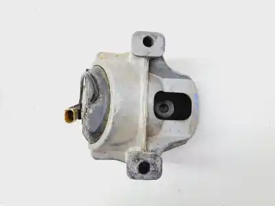 Second-hand car spare part right engine support for audi a5 (8t3) 3.0 tdi quattro oem iam references 8r0199381  