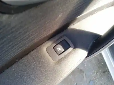 Pezzo di ricambio per auto di seconda mano comandi alzacristalli posteriore sinistro per bmw serie 3 berlina (e90) 320d riferimenti oem iam 6945874ai03