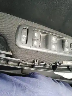 Pièce détachée automobile d'occasion COMMANDE DE LÈVE VITRE AVANT GAUCHE pour PEUGEOT 308  Références OEM IAM 96644915XT  