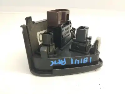 Second-hand car spare part hazard warning lights for renault koleos m9rg8 oem iam references 68485jy00a  