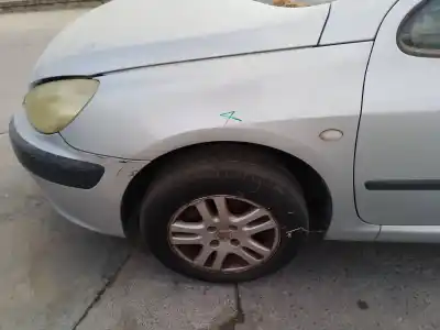 Автозапчасти б/у ЛЕВОЕ ПЕРЕДНЕЕ КРЫЛО за PEUGEOT 307 (S1) XR Clim ссылки OEM IAM   