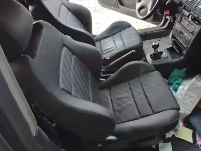 Recambio de automóvil de segunda mano de ASIENTO DELANTERO DERECHO para AUDI A3 (8L1) 1.8 T referencias OEM IAM   