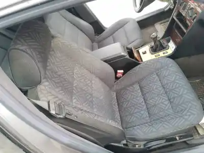 Recambio de automóvil de segunda mano de ASIENTO DELANTERO DERECHO para MERCEDES-BENZ CLASE C W202 BERLINA 180 202.018 referencias OEM IAM   